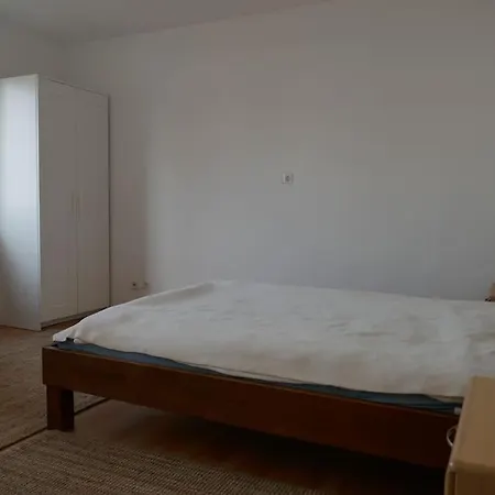 Ruhige 4-zi-wohnung Mit Grossem Balkon Und Blick Ins Gruene * Karlsruhe
