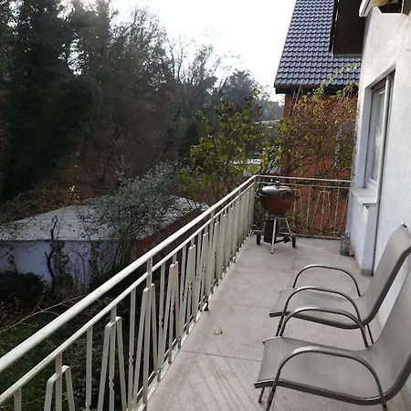 Ruhige 4-zi-wohnung Mit Grossem Balkon Und Blick Ins Gruene *