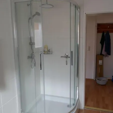 Ruhige 4-zi-wohnung Mit Grossem Balkon Und Blick Ins Gruene Apartment Karlsruhe