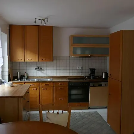 Ruhige 4-zi-wohnung Mit Grossem Balkon Und Blick Ins Gruene カールスルーエ