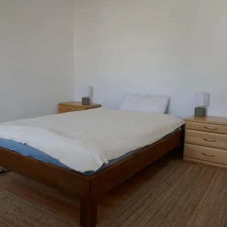 Ruhige 4-zi-wohnung Mit Grossem Balkon Und Blick Ins Gruene * Karlsruhe