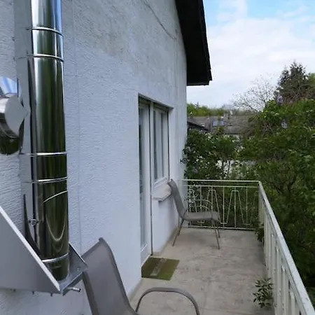 Ruhige 4-zi-wohnung Mit Grossem Balkon Und Blick Ins Gruene * Karlsruhe