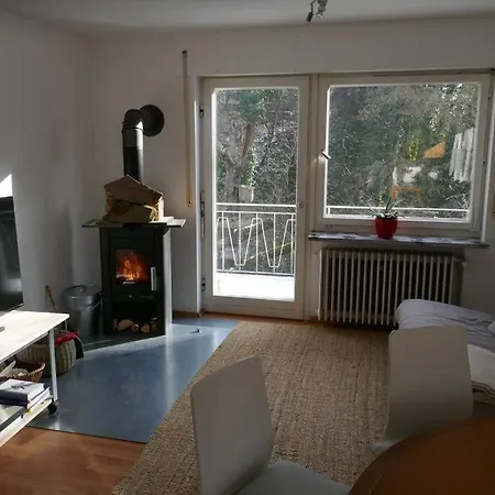 Ruhige 4-zi-wohnung Mit Grossem Balkon Und Blick Ins Gruene アパート *