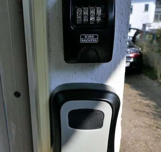 Ruhige 4-zi-wohnung Mit Grossem Balkon Und Blick Ins Gruene