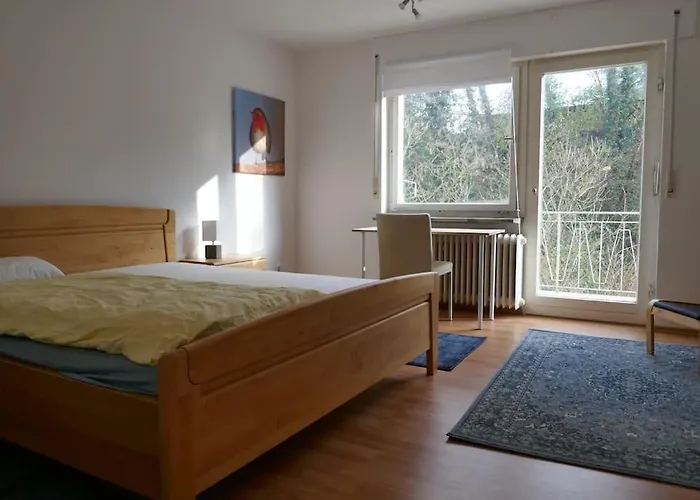 Ruhige 4-zi-wohnung Mit Grossem Balkon Und Blick Ins Gruene Karlsruhe