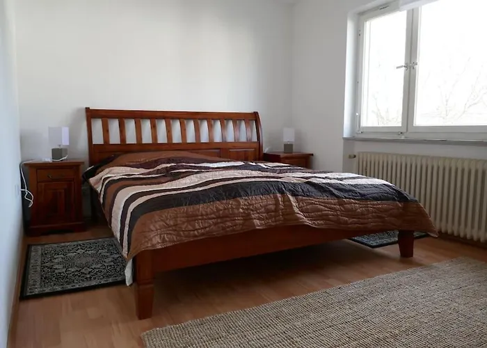 Ruhige 4-zi-wohnung Mit Grossem Balkon Und Blick Ins Gruene Daire