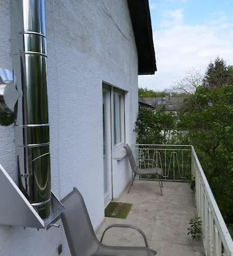 Ruhige 4-zi-wohnung Mit Grossem Balkon Und Blick Ins Gruene * Karlsruhe