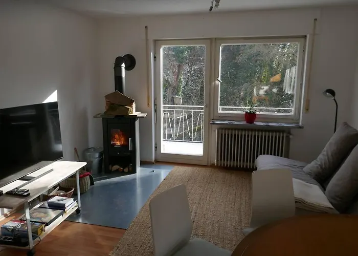 Ruhige 4-zi-wohnung Mit Grossem Balkon Und Blick Ins Gruene Daire *