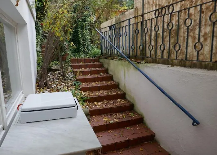 Ruhige 4-zi-wohnung Mit Grossem Balkon Und Blick Ins Gruene Karlsruhe